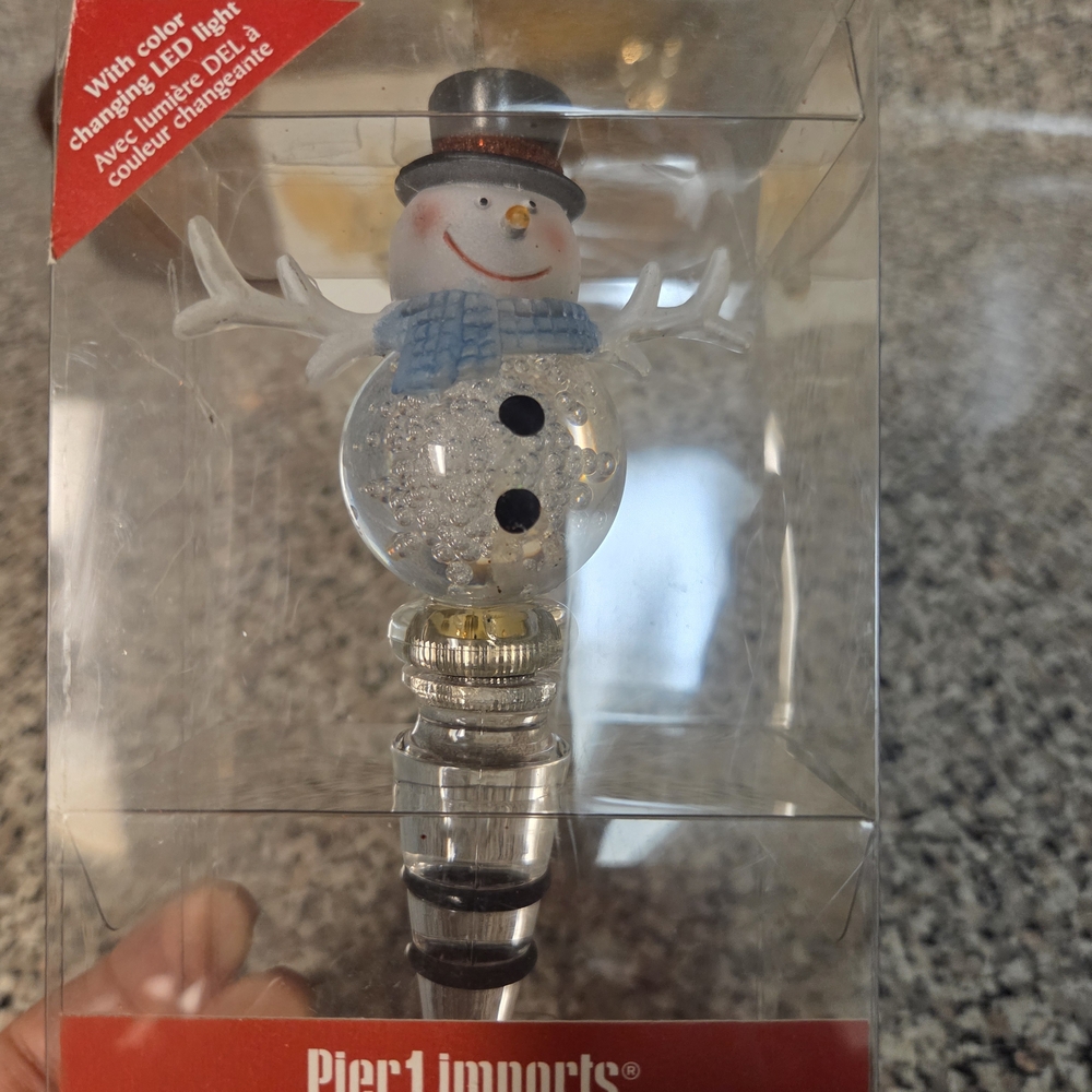Pier 1 Color-Changing Snowman Ornament - Silver and Blue
